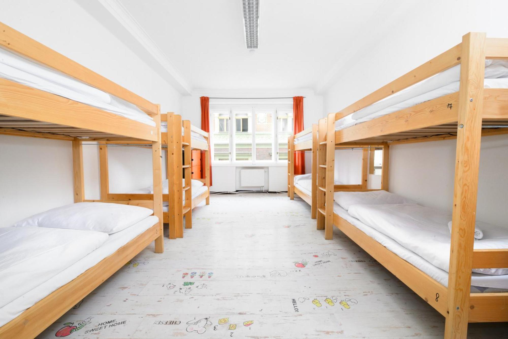 Benedikt City Center Hostel Prague Luaran gambar