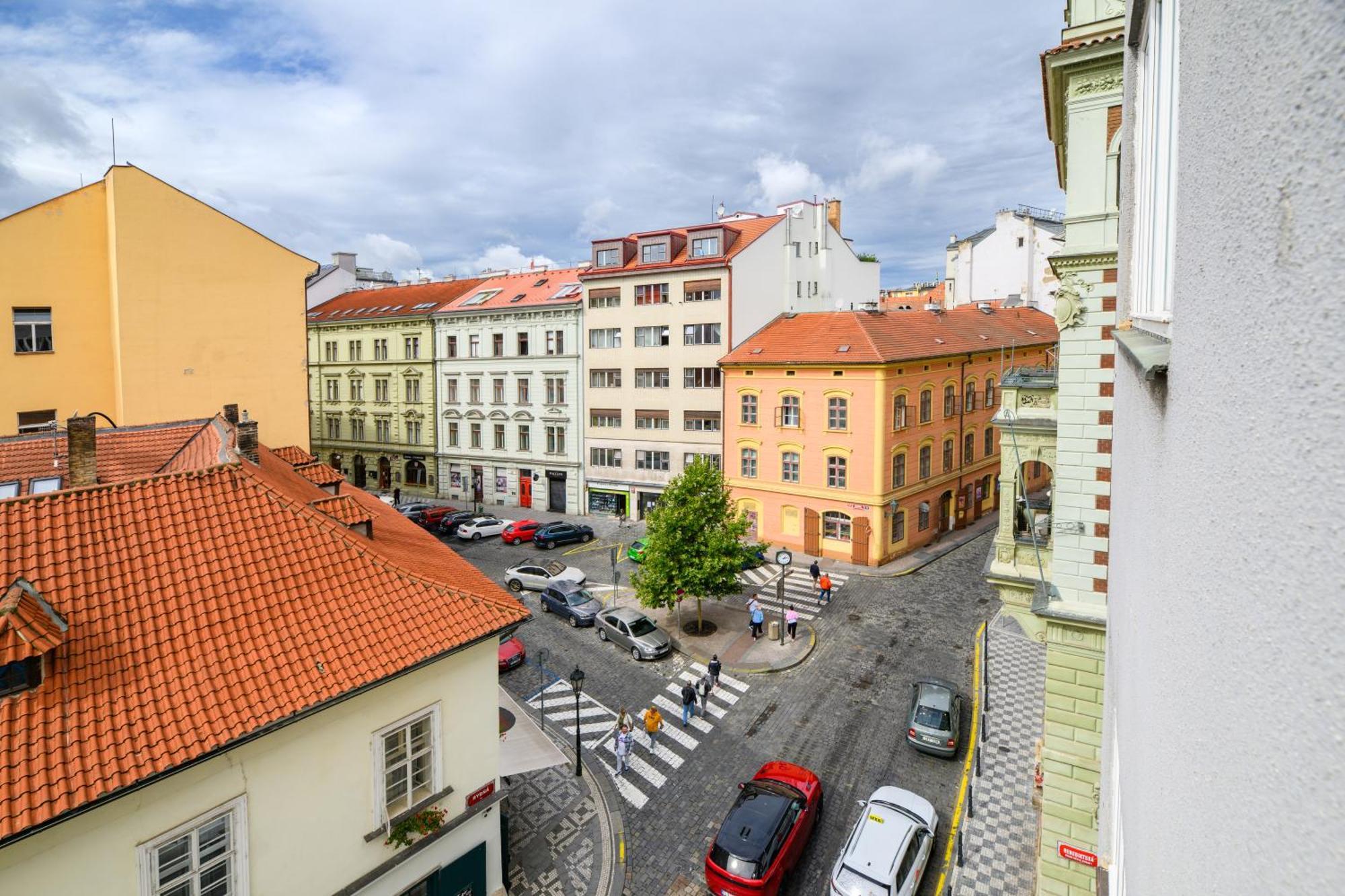 Benedikt City Center Hostel Prague Luaran gambar